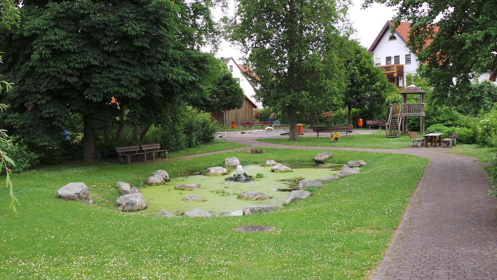 Rhoenblick Landhotel - Restaurant - Countrypub Petersberg  Esterno foto