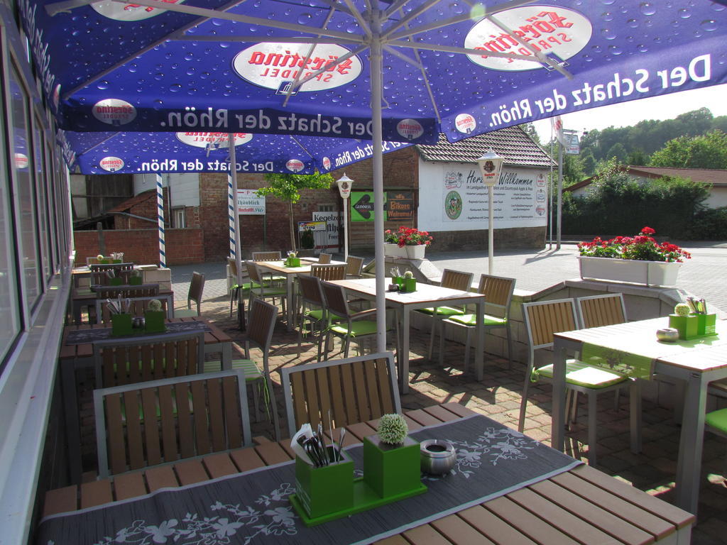 Rhoenblick Landhotel - Restaurant - Countrypub Petersberg  Esterno foto