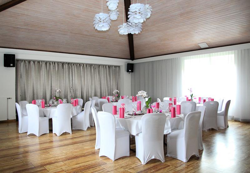 Rhoenblick Landhotel - Restaurant - Countrypub Petersberg  Esterno foto